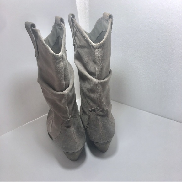 BCBGeneration Suede Western Cowboy Boots in gray - Picture 4 of 8